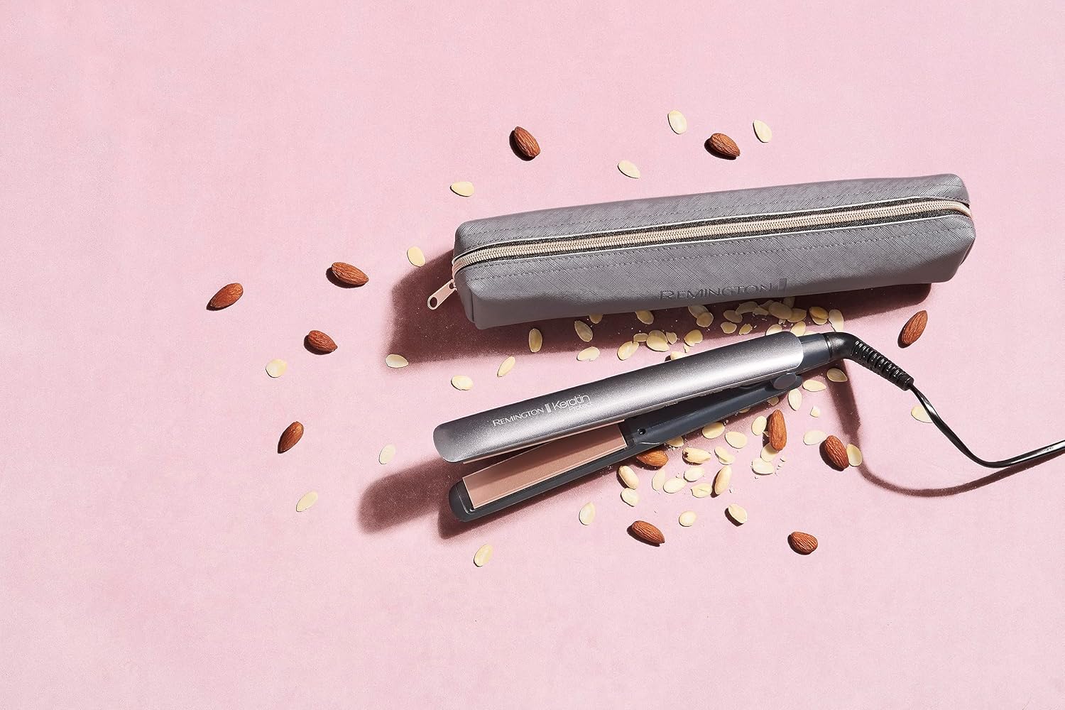 Remington - Lisseur Keratin Protect - céramique, capteur intelligent, écran LCD, soin kératine & huile d'amande - S8598