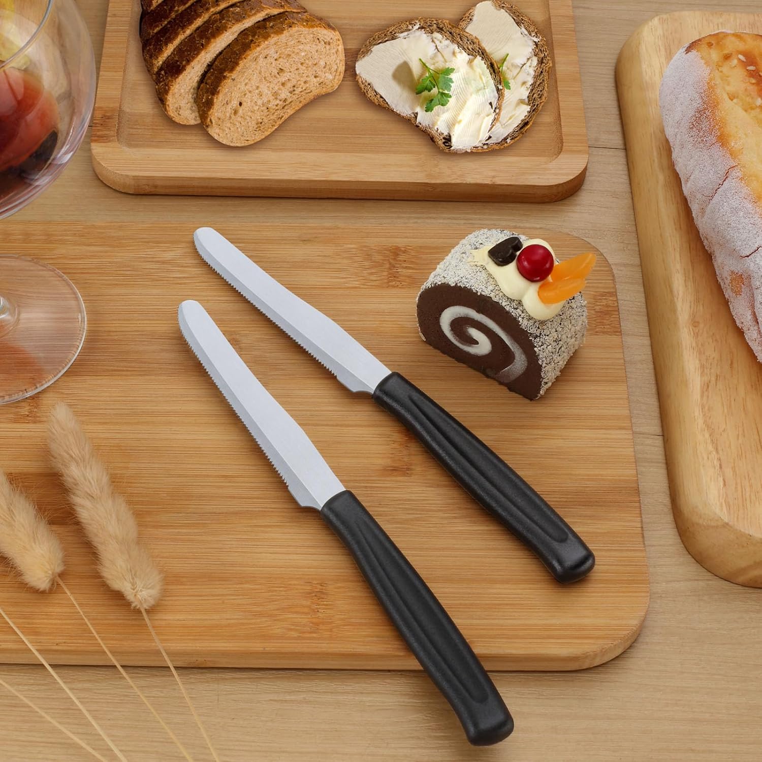 Pleafind - Couteaux de Table, 12 pcs, lame dentelée, manche ergonomique, lavable au lave-vaisselle