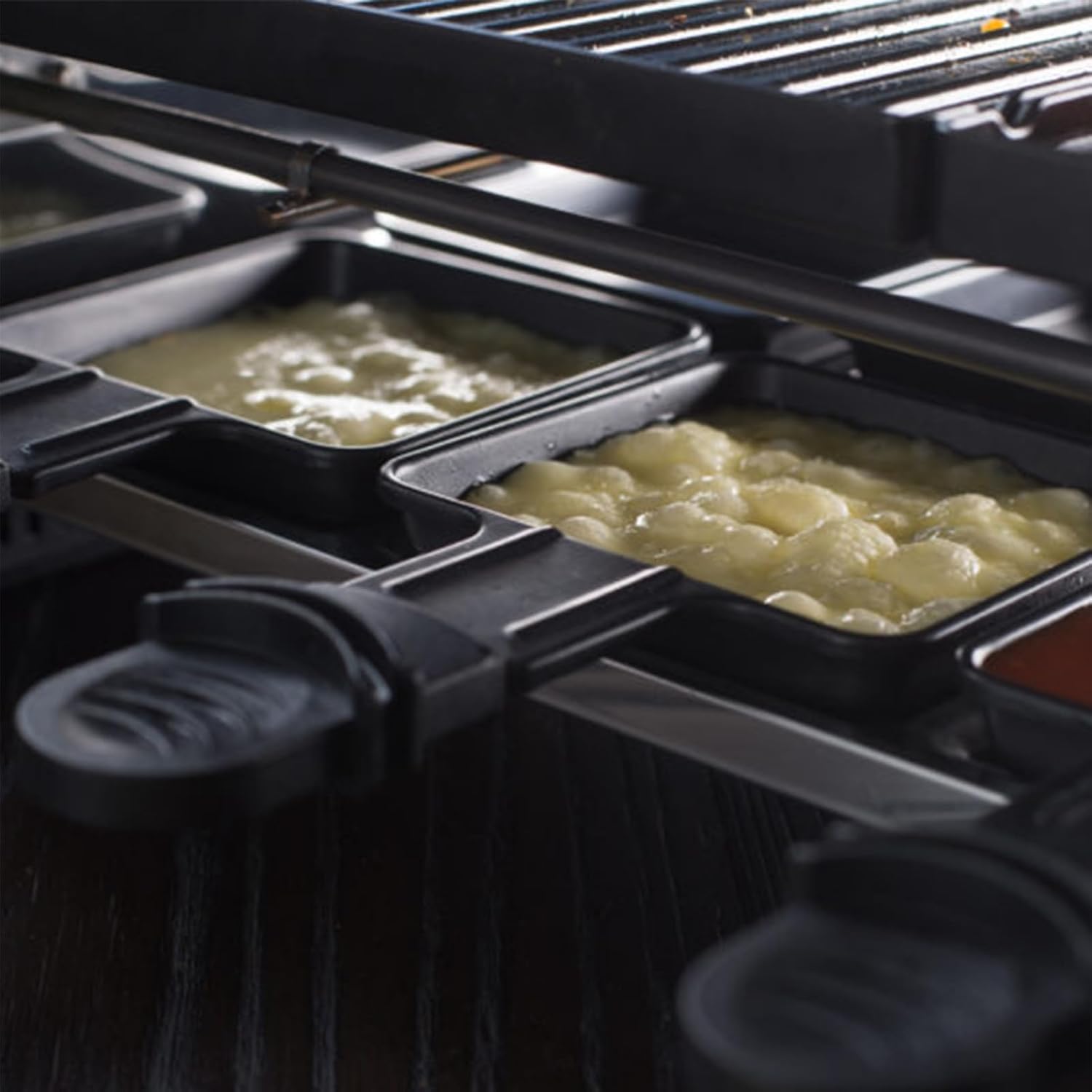 Poêlon à raclette - set 4 pièces antiadhésif avec spatule - idéal pour fromage fondu et œufs