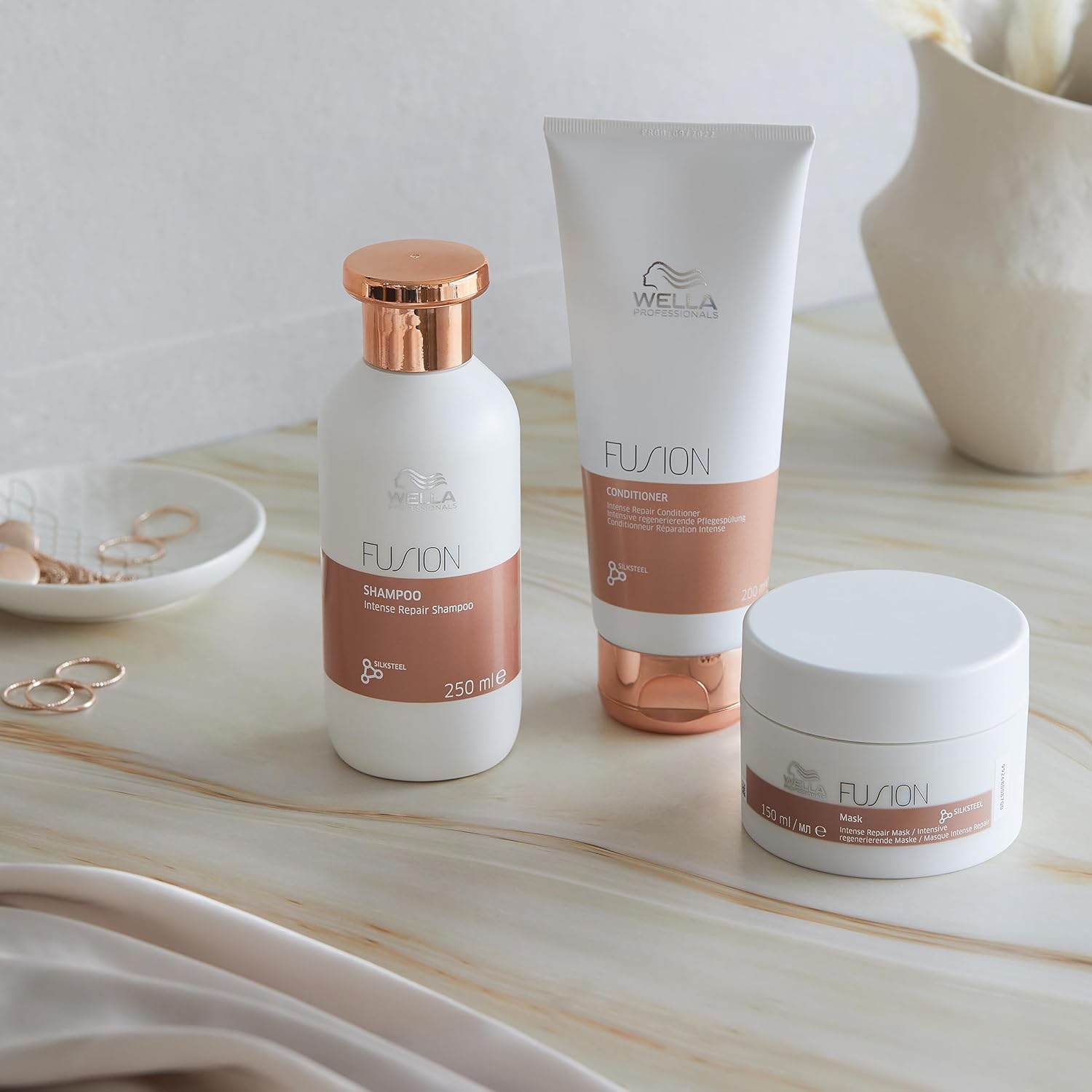 Wella Professionals - Fusion Masque - 150ml - Répare, nourrit, démêle cheveux abîmés, brillance