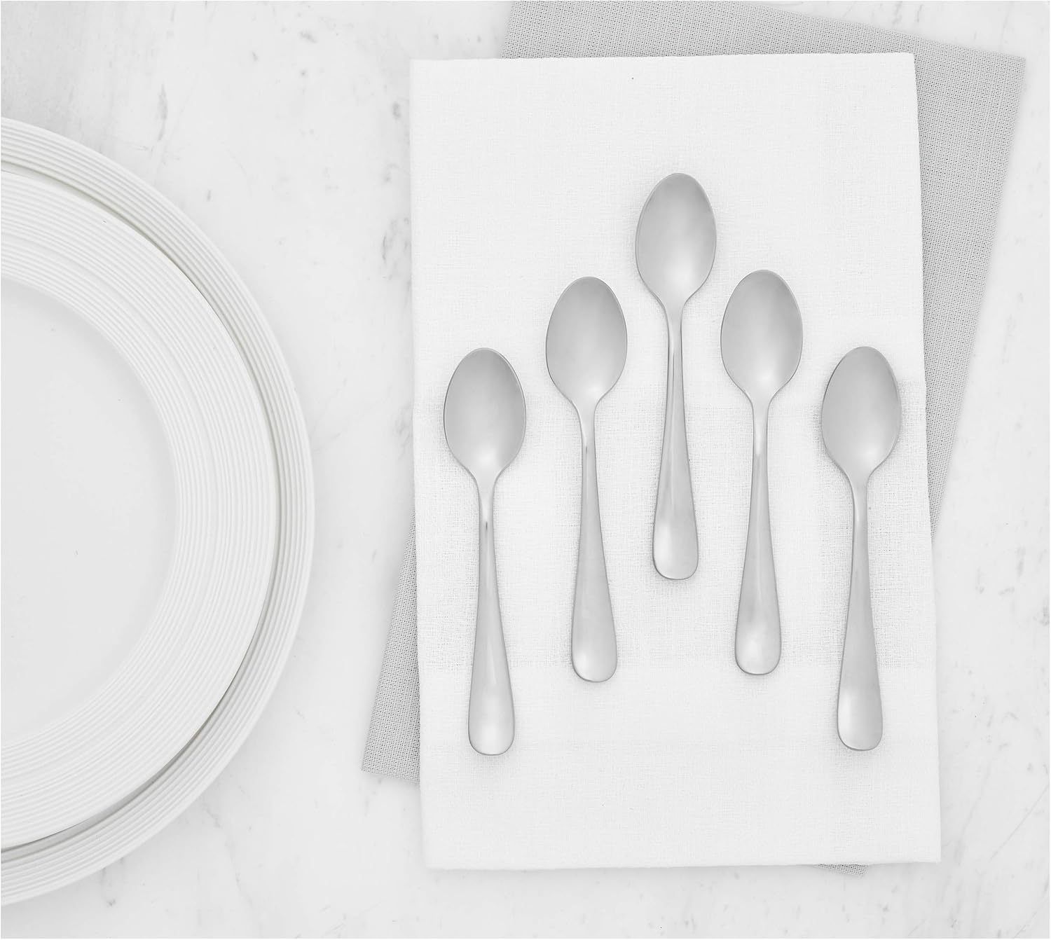 Amazon Basics - Cuillères à café inox - 13,3 cm - Lot de 12, bords ronds